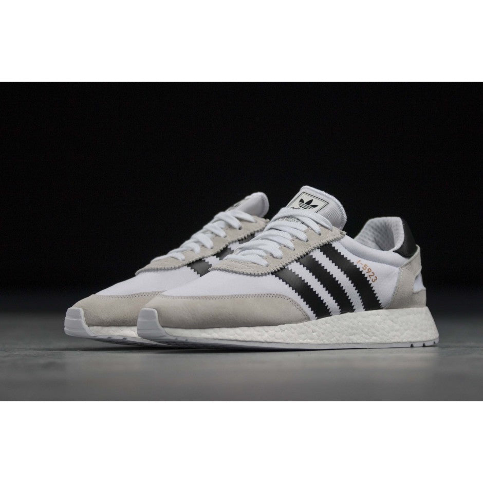 Adidas iniki blancas store y negras